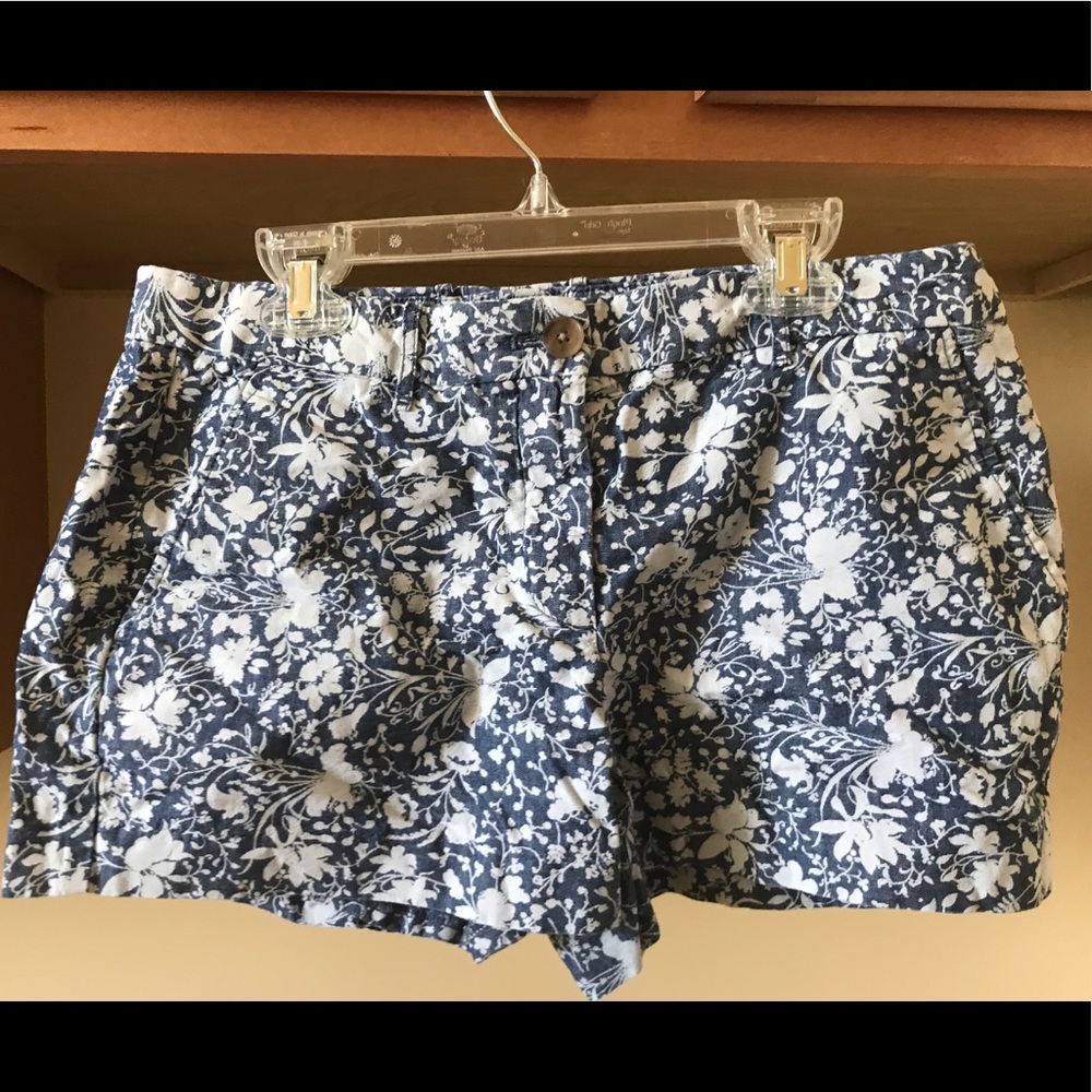 Gap Shorts Blue with Cream Flowers 4